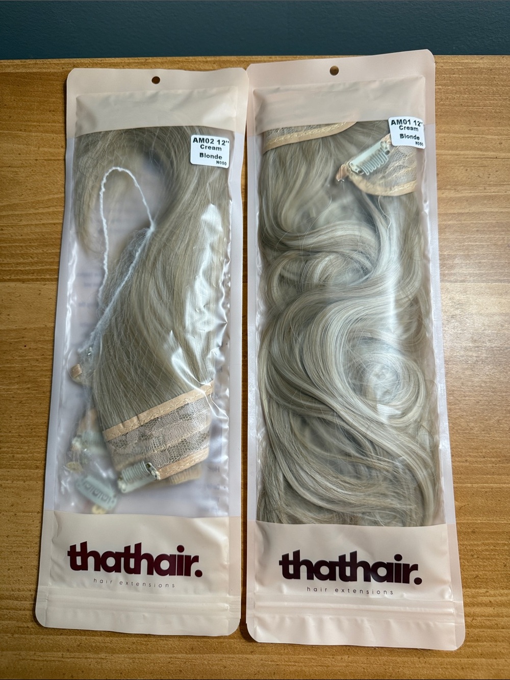 Thathair Cream Blonde Clip-In Hair Extensions - 12”